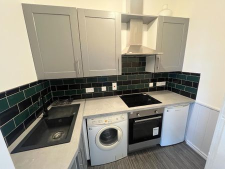 1 bedroom flat to rent - Photo 5