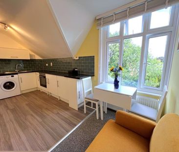 Studio to rent - Photo 3