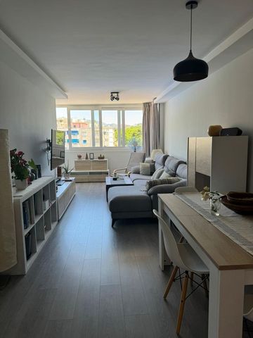 Alquiler de piso en Calle Valentuñana, 20 - Photo 2