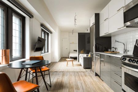 Castle Lofts — 211 - Photo 5