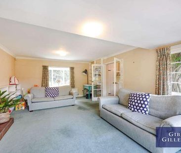 Shenstone Cottages, Snells Lane, Amersham, HP7 - Photo 2