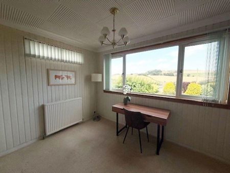 3 bedroom semi-detached house to rent - Photo 4