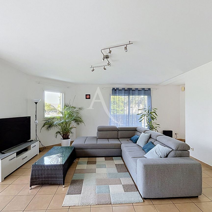 Location Maison 4 pièces 120m² AVRILLE 49240 - Photo 1