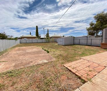 8 Gordon Street, Whyalla Norrie - Photo 2