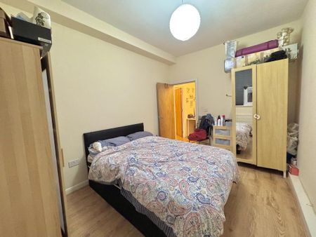 1 bedroom flat to rent - Photo 5