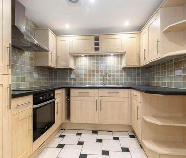 Pittville Lawn, Cheltenham, GL52 - Photo 1