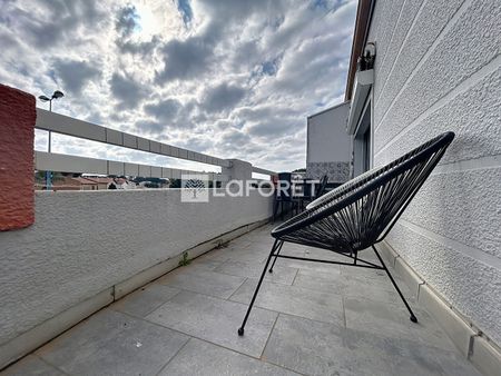 Apartment - Photo 2