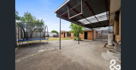 Beautifully Renovated Home with Flexible Living Options - Photo 3