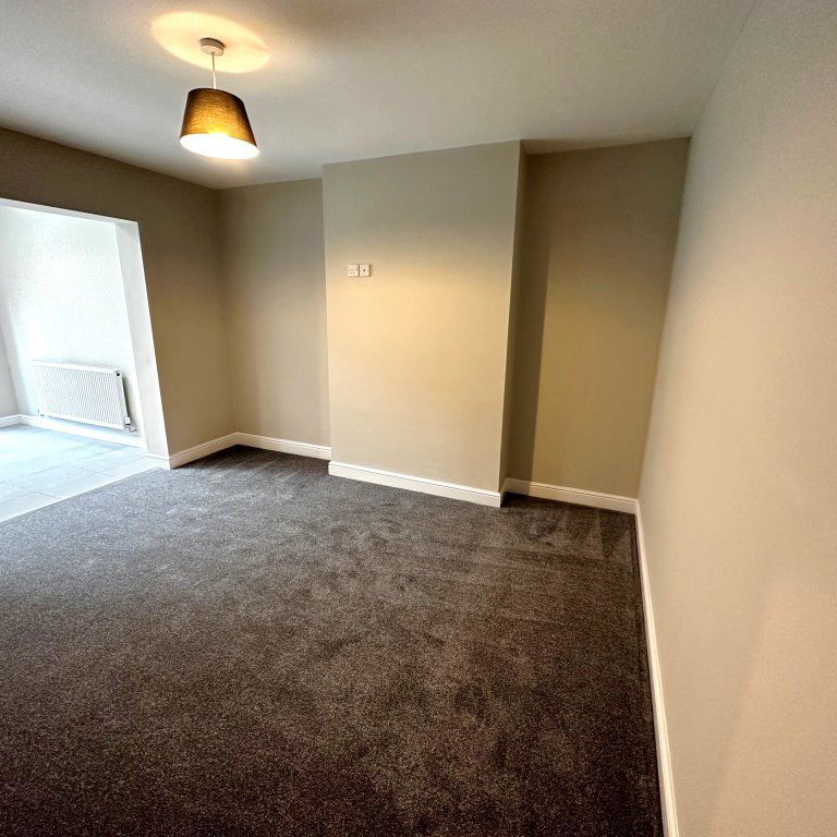 Brook Crescent, Hagley, Stourbridge, DY9 - Photo 1