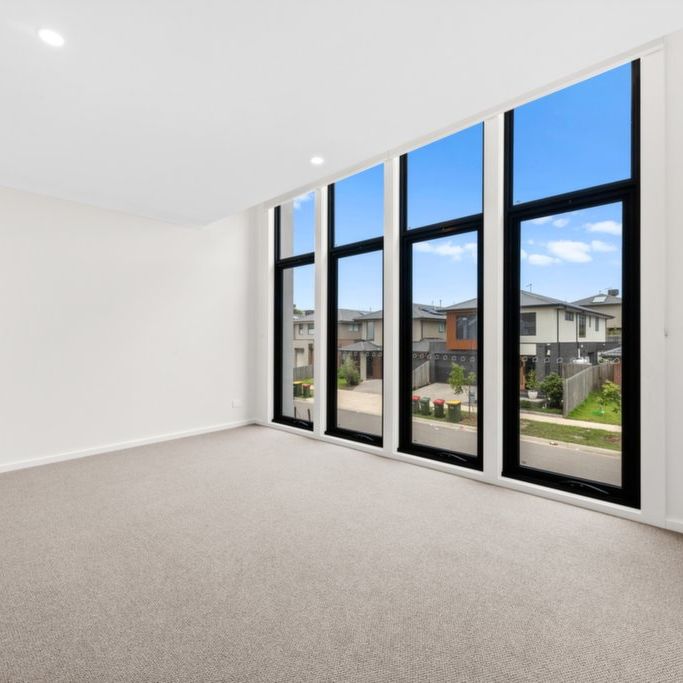 Brand New, Modern & Stylish Townhouse in the Most Convenient Location! - Photo 1