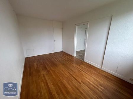 Location Appartement 2 pièces 43m² BEAUVAIS 60000 - Photo 3