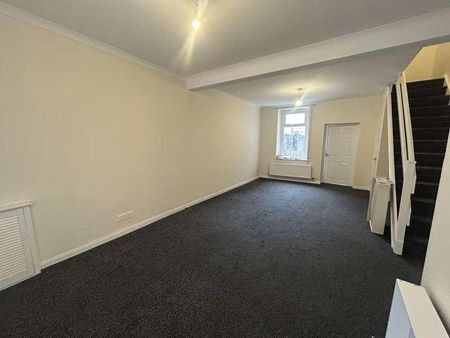 Regent Street East, Neath, SA11 - Photo 2