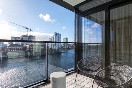 Water facing Two bedroom apartment @ Opus, 6 Hanover Quay, Grand Canal Dock, Dublin 2. - Photo 5