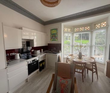 2 bedroom apartment to rent - Photo 5