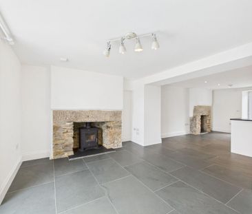 3 bedroom terraced house to rent - Photo 6