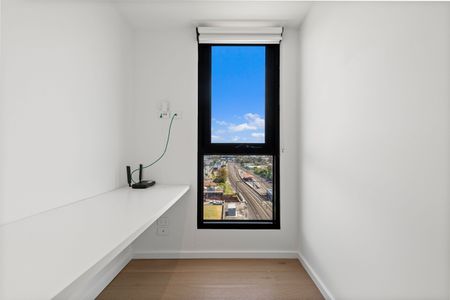 Setting a Benchmark for Luxury! - Photo 4