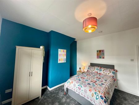 1 bed house share to rent in St. Matthew Street, Burnley, BB11 - Photo 4