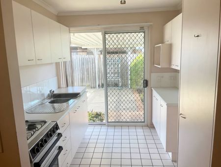 16 Scardamaglia Ct - Photo 4