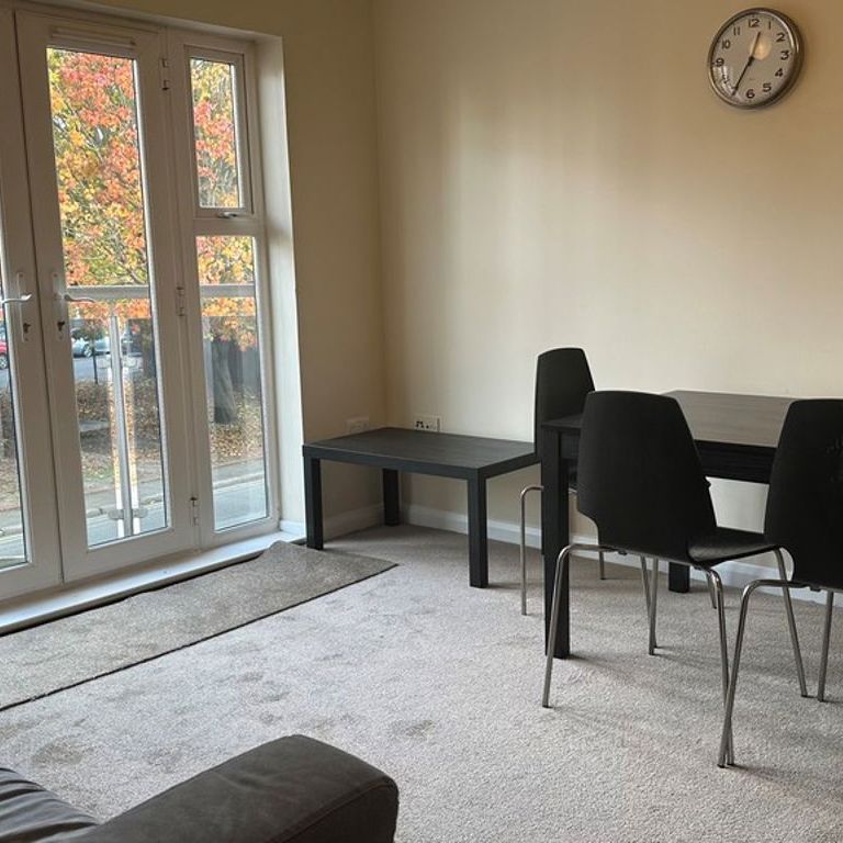 Bodiam Hall, City Centre - Photo 1