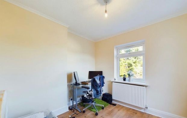 4 Bed Detached House, Salisbury Road, HA1 - Photo 1