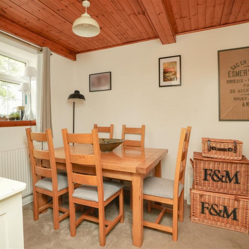 3 bedroom House To Let - Photo 1
