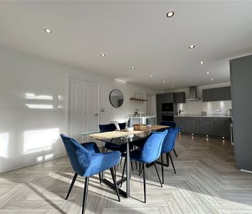 32, Falling Foss Way, Bramhope, LS16 9FP - Photo 4