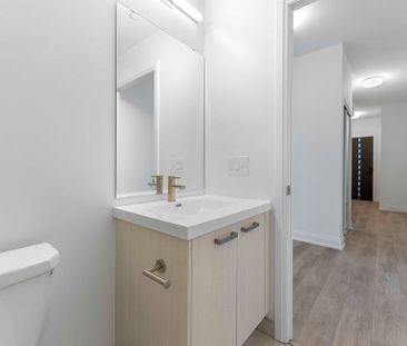 For Lease - 20 Soudan Ave Avenue Unit# 1902, Toronto, Ontario - Photo 2