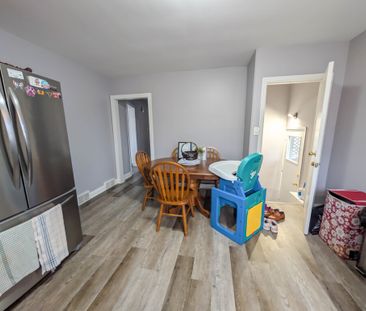 5-Bedroom House with Full In-Law Suite – St. Catharines! - Photo 4