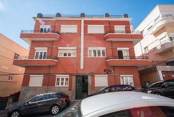 Apartamento T3 em Lisboa