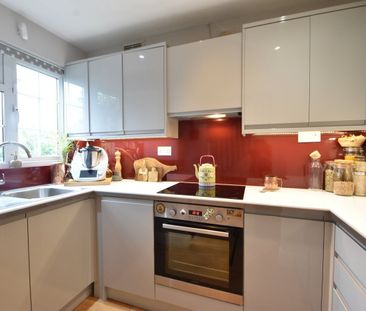 Finnart Close, Weybridge, KT13 - Photo 5
