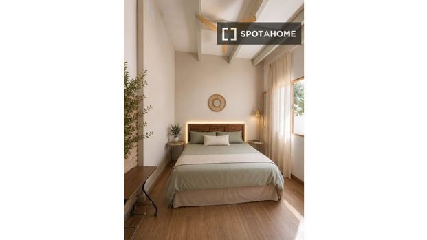2 room luxury Apartment for rent in Valencia, Spain - Photo 1
