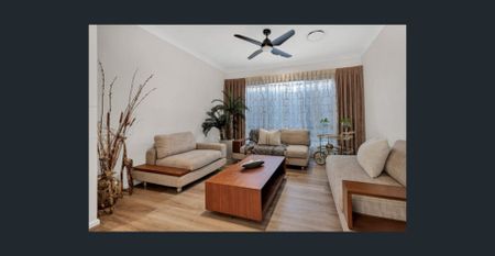 Executive Residence – Fully Furnished – Ideal for Families, Corporate, or Supported Living - Photo 2