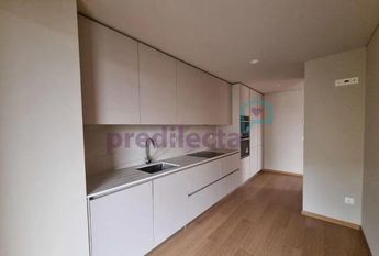 Apartamento T4 em Porto