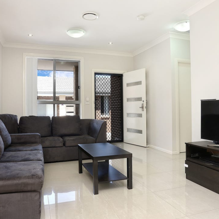 5/60-62 Magowar Road, Girraween NSW 2145 - Photo 1