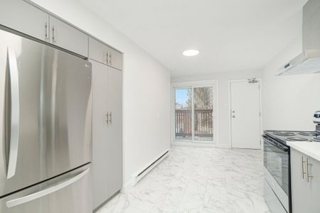 For Lease - 484 Queen Mary Street Unit# 6, Overbrook - Castleheights and Area, Ontario - Photo 3