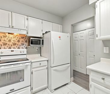 9374 122 Street town house — Surrey, BC (2-Bedroom) - 2 Bedroom - Photo 5