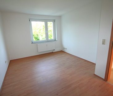 Traumhafte 4-Zimmer-Wohnung mit Balkon und hochwertiger Ausstattung - Foto 3