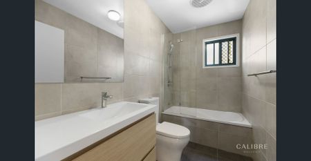 Spacious townhouse in small complex of four - Photo 5