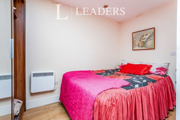 apartment to rent Pool Road, Leicester, LE3 - Photo 1