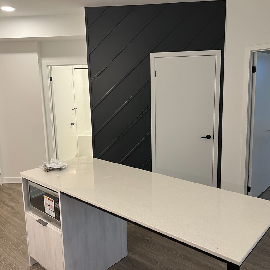 For Lease - 2495 Eglinton Avenue Unit# 2006-B, Mississauga, Ontario - Photo 1