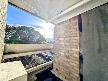 2 bed apartment to rent in NE37 - Photo 5