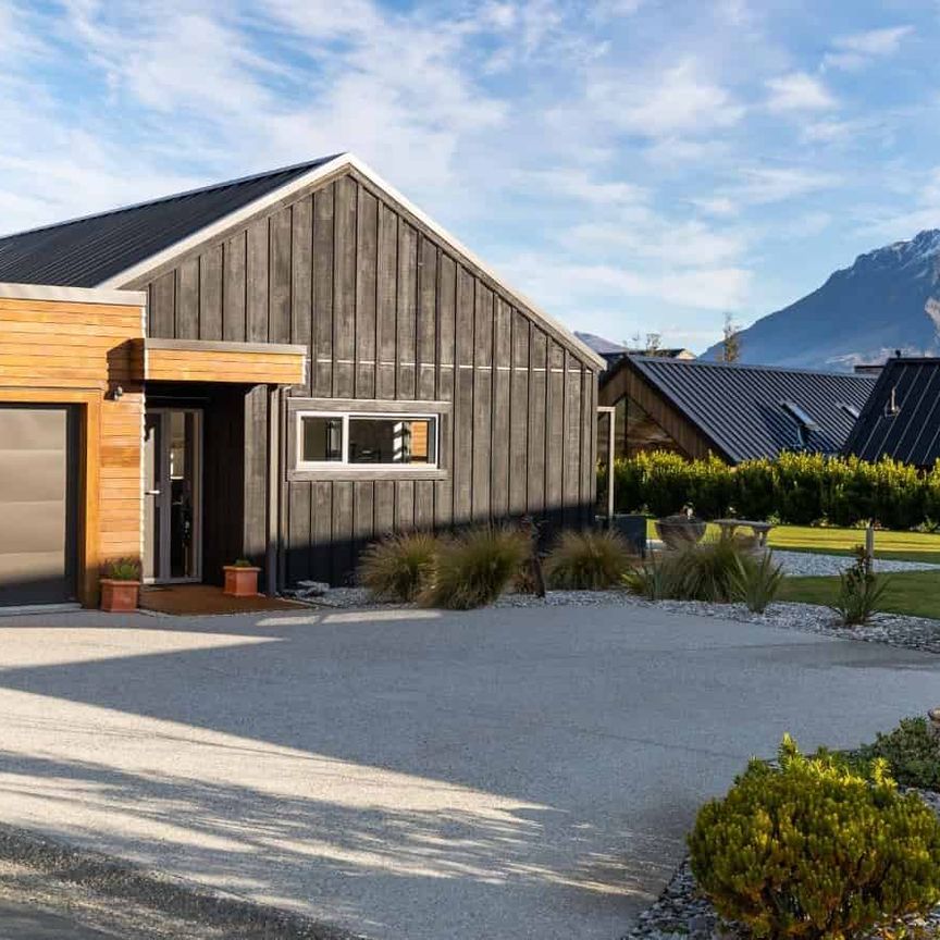 Pet-friendly 3 Bedroom, 2 Bathroom Home in Hanley's - Photo 1