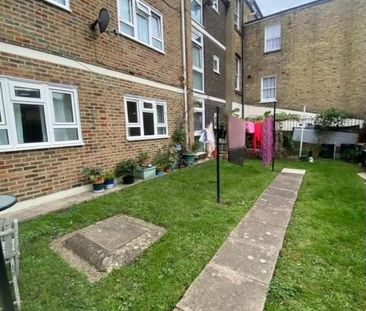 Room in a Shared Flat, With Communal Garden And Bike Storag, W9 - Photo 4