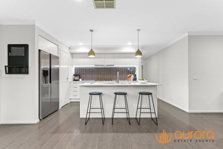 22 Hartland Drive, Cranbourne North VIC 3977 - House For Rent | Domain - Photo 2