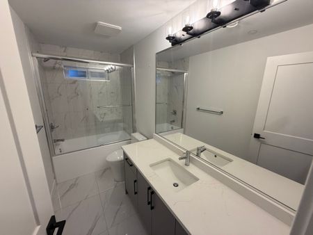 Brand New Ground Level Suite - Photo 5