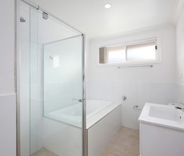Easy Living, Low-Maintenance Villa - Photo 3