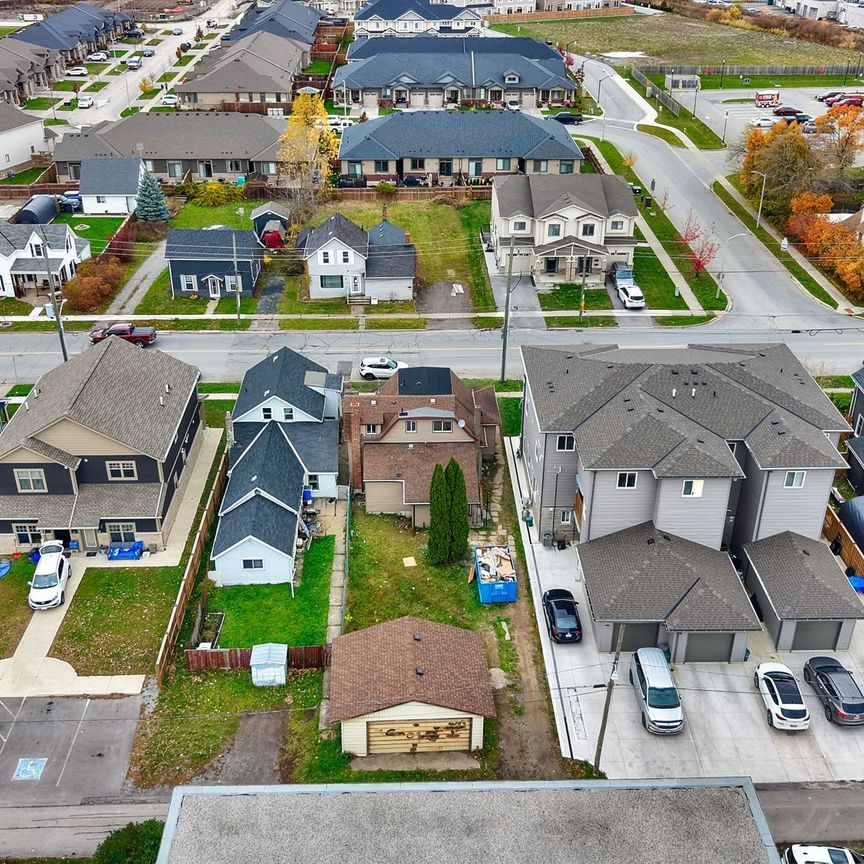 For Lease - 27 Oakdale Avenue Unit# Apartment A, St. Catharines, Ontario - Photo 1