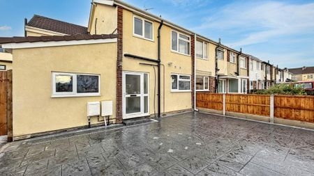 6 bedroom house to rent - Photo 4