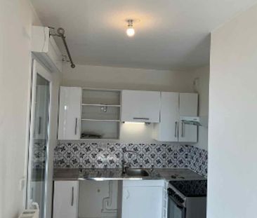 location Appartement T2 DE 45.3m² À CERGY - Photo 1