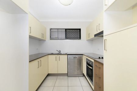 6/84 Brookfield Road, - Photo 2